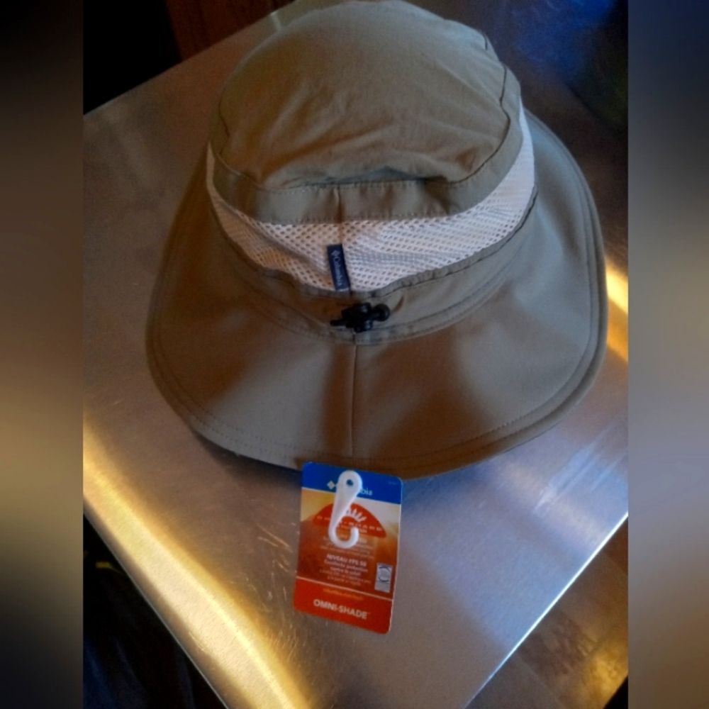 Columbia Omi shape outdoor hat